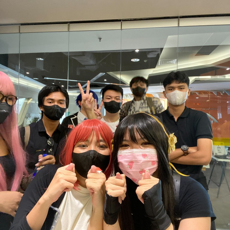 Cosplay memory 20 with friends